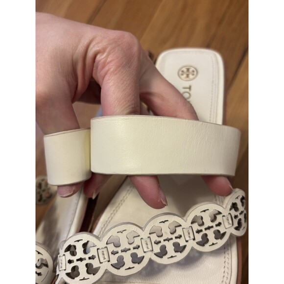 Tory Burch Tiny Miller Toe Ring Leather Sandal Ivory White Size 8.5 Logo - Picture 11 of 16